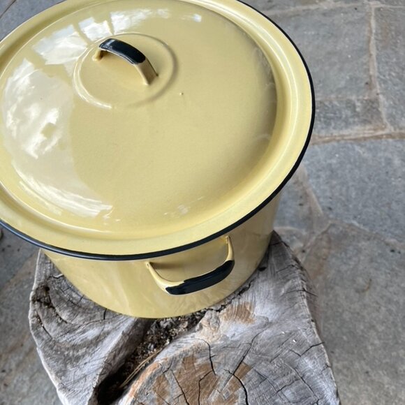 Vtg Enamelware Stock Pot Canning Butter Yellow Porcelain Enamel Lid Large 10 Qt - Picture 2 of 11